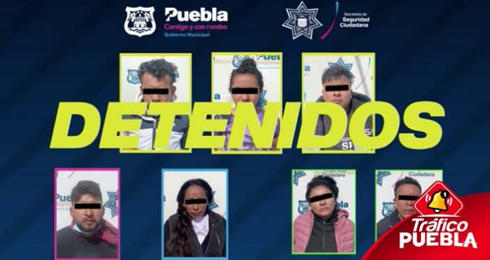 Elementos de la SSC de Puebla aseguraron a una banda de siete personas dedicada al robo de usuarios del transporte público y a transeúntes.