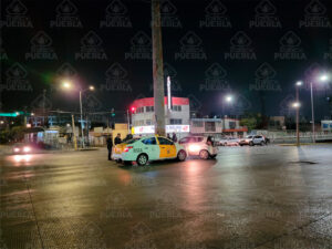 Taxi se impacta contra particular en el Boulevard Norte 