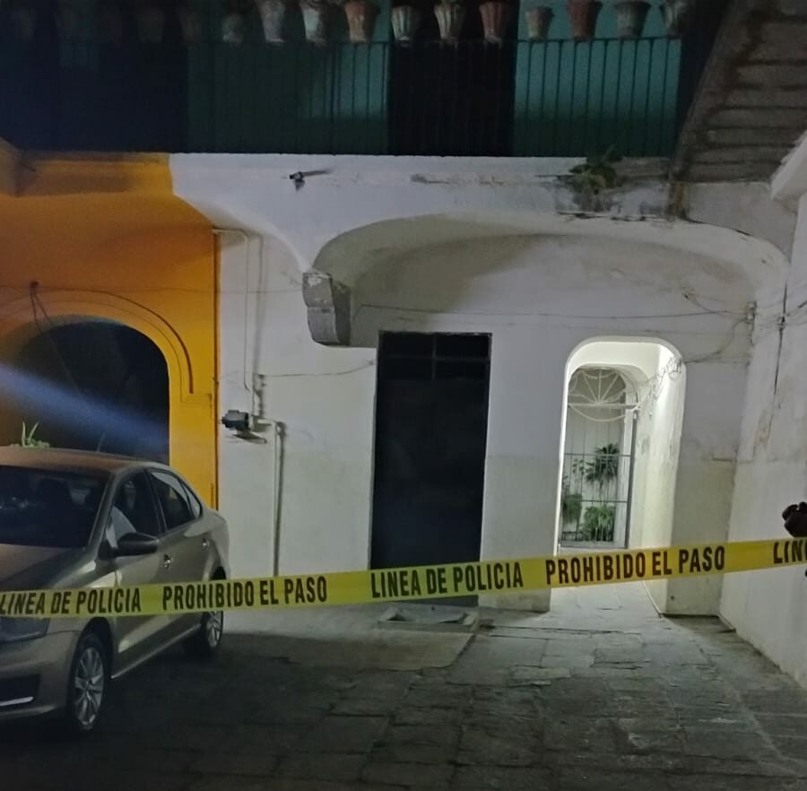 Asesinan a un hombre frente a sus padres en el Centro Histórico de Puebla
