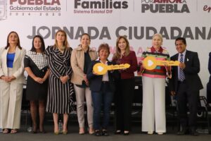 Ceci Arellano encabeza las Jornadas Ciudadanas Por Amor a las Familias Ceremonia