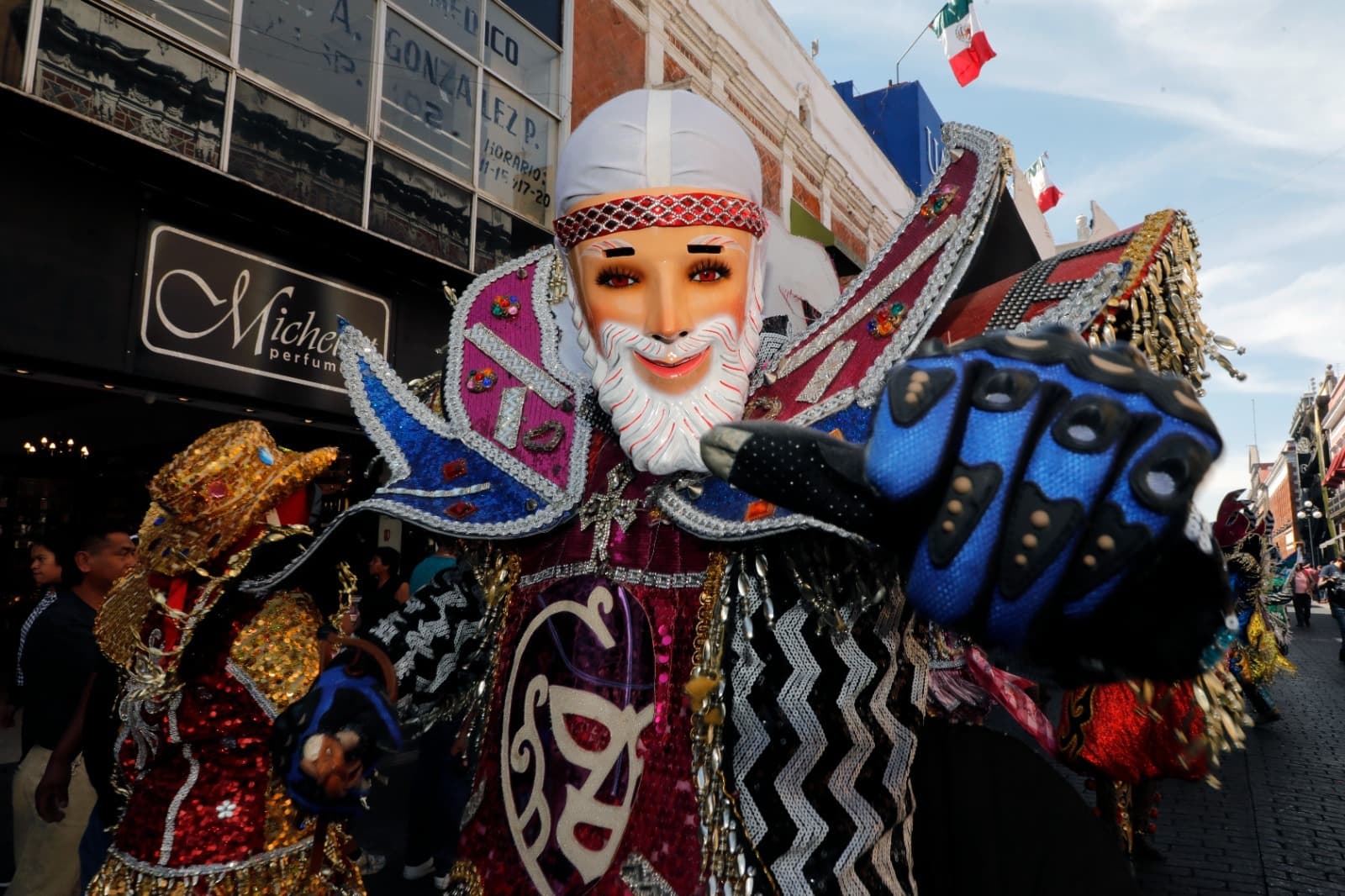 Celebra la Cultura y la Tradición