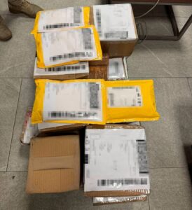 Decomisan 16 kilogramos de presunto narcóticos en San Jerónimo Caleras paquetes