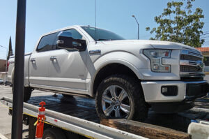 Detienen a dos hombres con armas de fuego en la colonia La Paz Camioneta