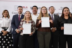El evento contó con la presencia de importantes figuras del gobierno ll Costersía Gobierno de Puebla