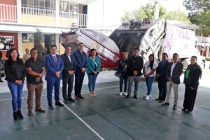 Omar Muñoz fortalece los lazos educativos en Cuautlancingo Escuela