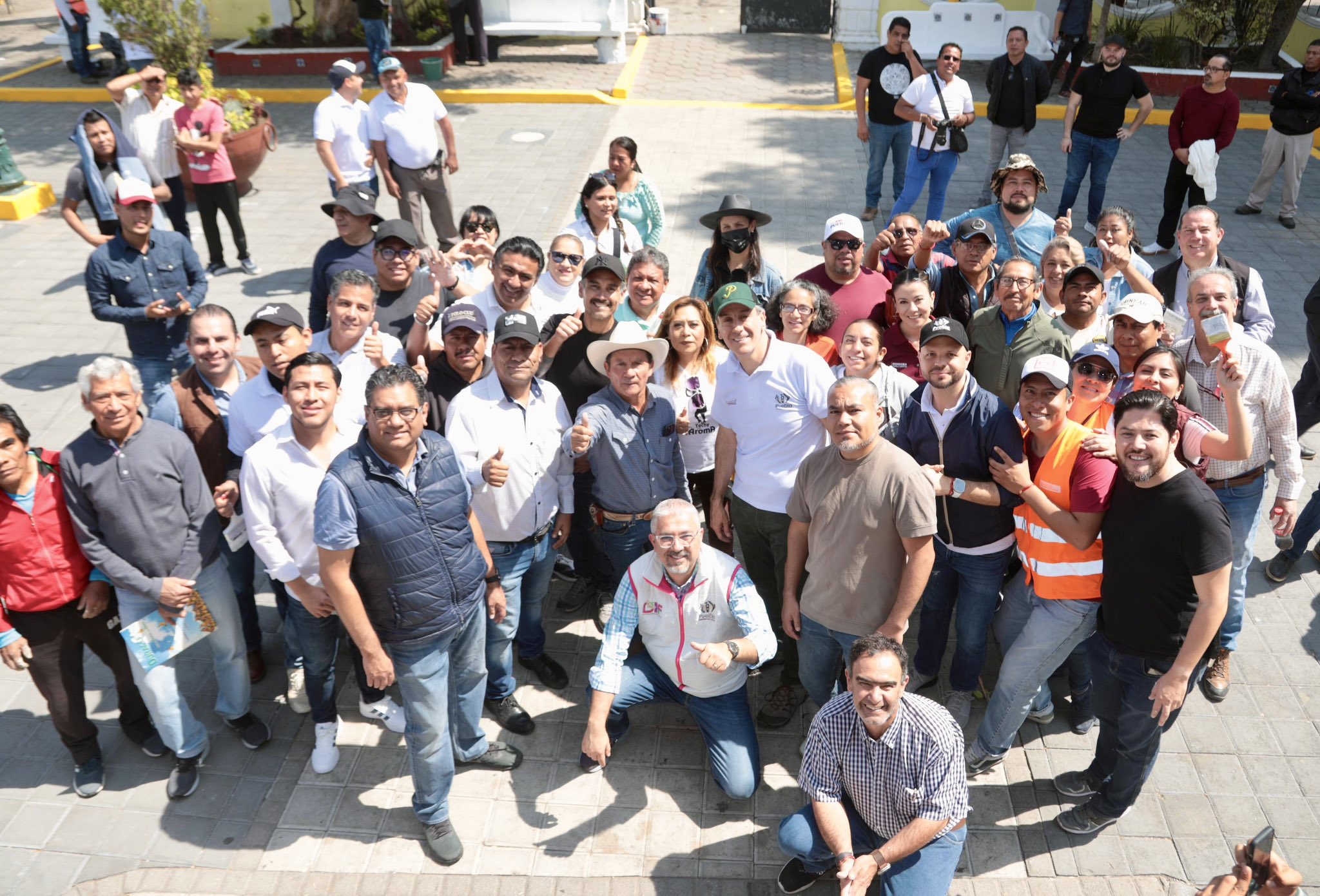 Pepe Chedraui encabezó una faena en San Felipe Hueyotlipan