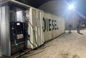 ¡Litros completos! Delincuentes tenían hasta bomba despachadora Gasolina