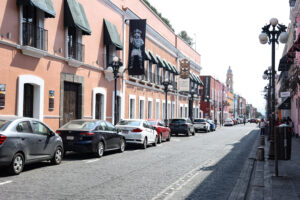 Cabildo aprueba cobro de parquímetros a 10 pesos la cuarta hora Calle