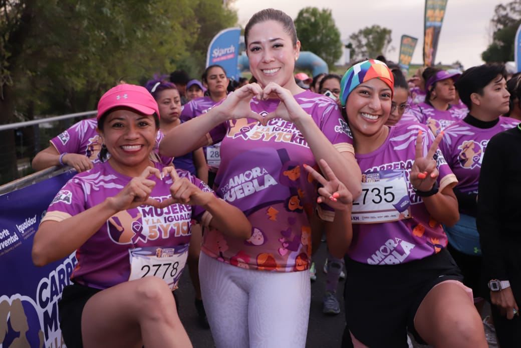 Éxito la primera Carrera de la Mujer en Puebla 2