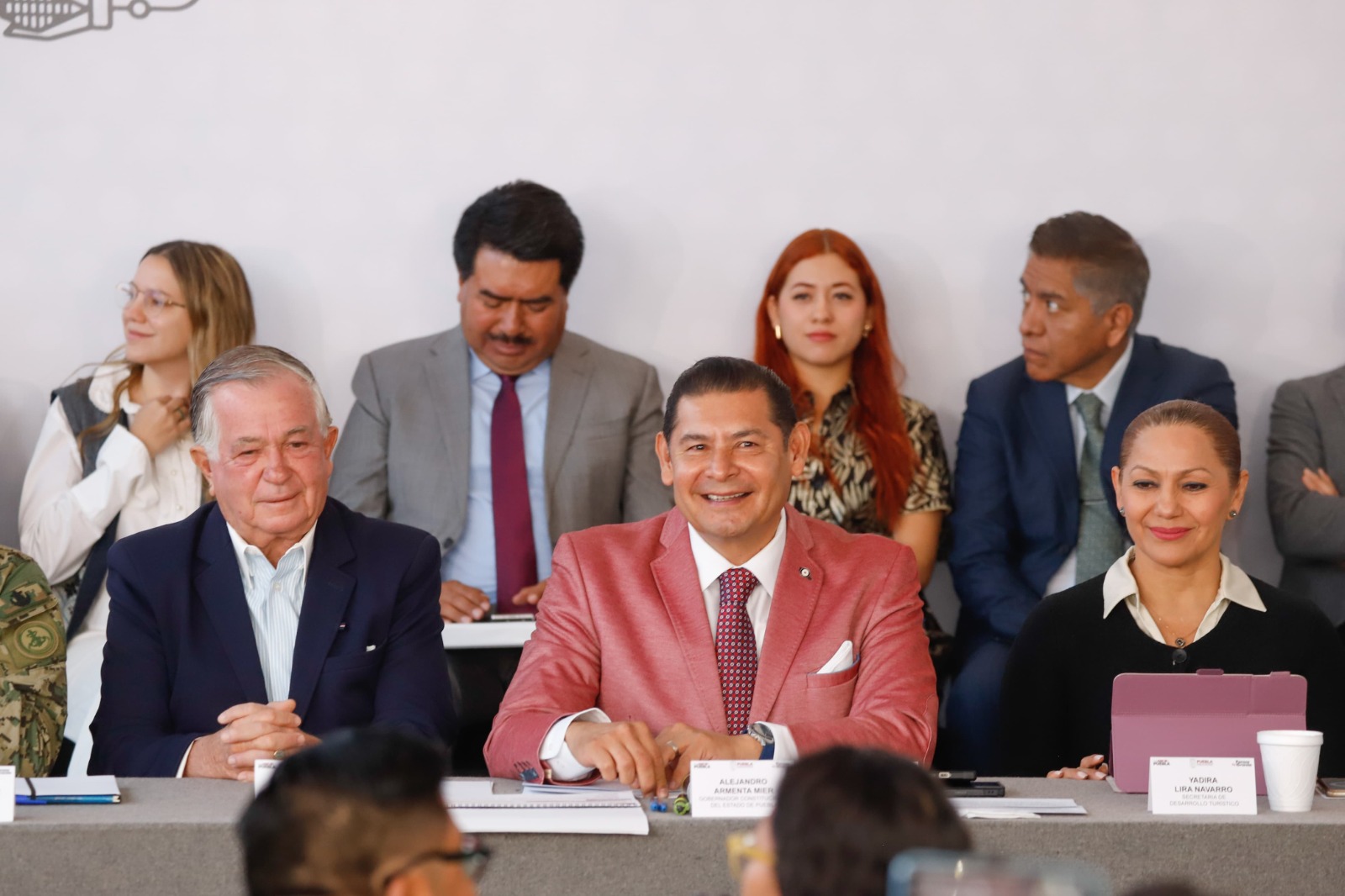 Casas Haras dono 3 hectáreas para la creación de viviendas a policías