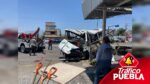 Microbús terminó destrozado tras accidente en la federal a Tehuacán