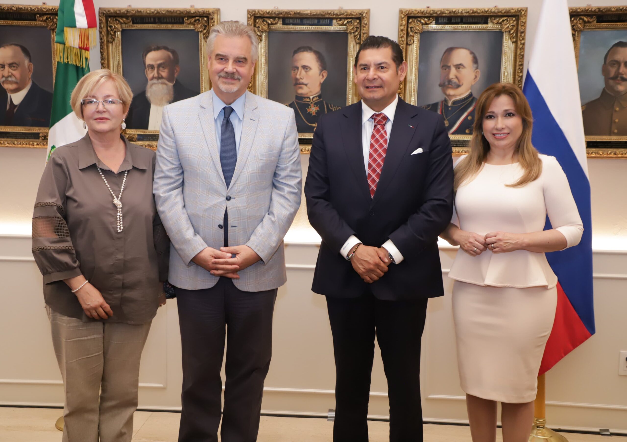 Armenta y embajador de Rusia impulsan cooperación para Puebla