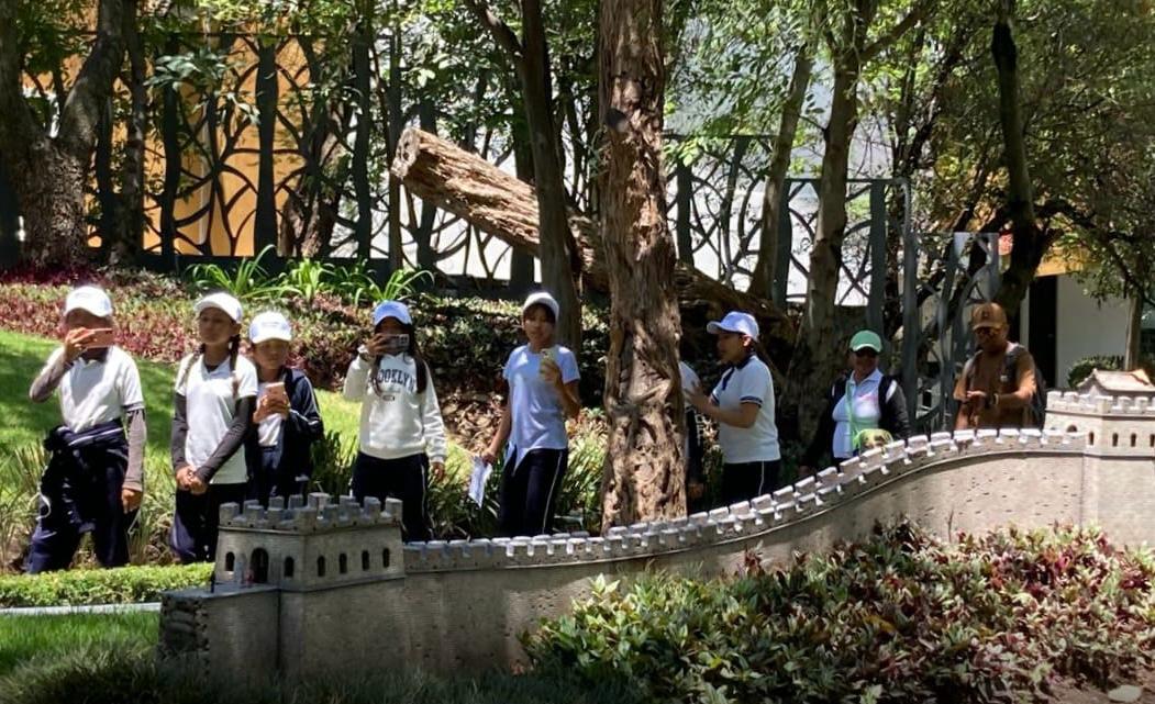 Estudiantes poblanos descubren la riqueza turística y cultural del estado