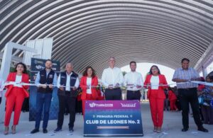 Inaugura Pepe Chedraui techado escolar en Primaria Club de Leones Directivos