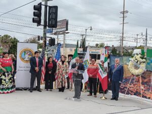 Migrantes poblanos celebran con orgullo el 5 de Mayo en Estados Unidos Representantes