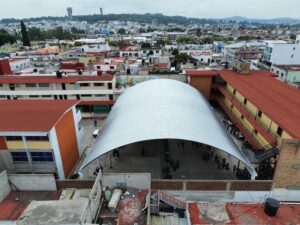 Pepe Chedraui inaugura techado escolar que beneficiará a más de 500 alumnos escuela