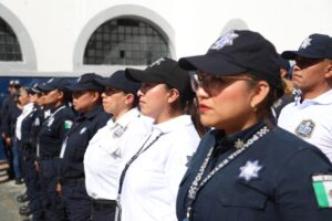 Puebla refuerza la preparación policial con nuevos cursos y reconocimientos elementos