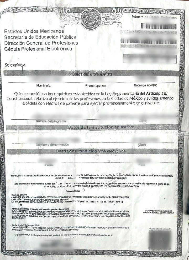 Detienen a falsa abogada en el penal femenil de Ciudad Serdán Documento