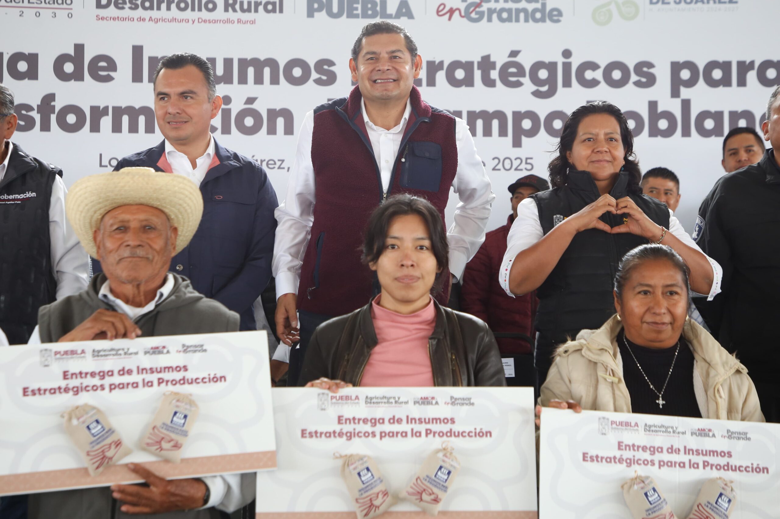 Impulsa Armenta transformación del campo poblano con inversión histórica campesinos