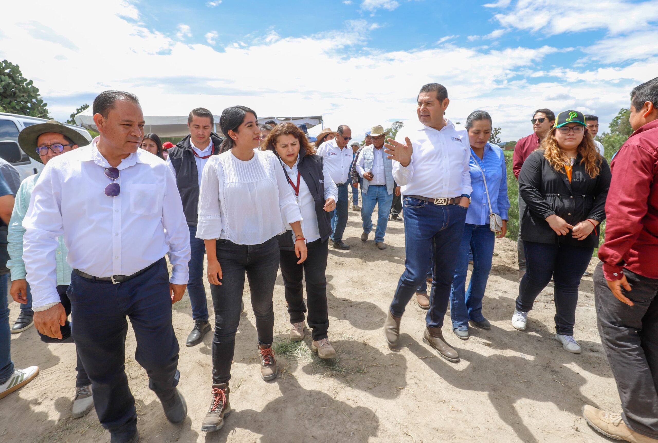 Impulsan rescate ambiental de la Barranca Tetzahuapan en Acatzingo Reunión