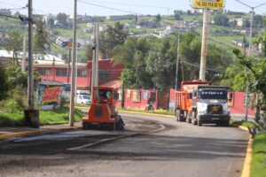 Rehabilitación de carretera en San Francisco Totimehuacán alcanza 30 % de avance