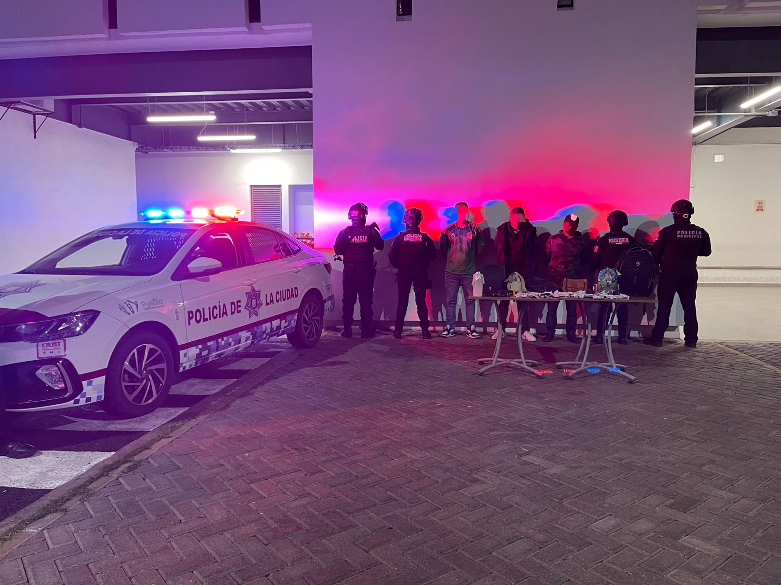 Tres detenidos por violento asalto a negocio El Arenal_foto1