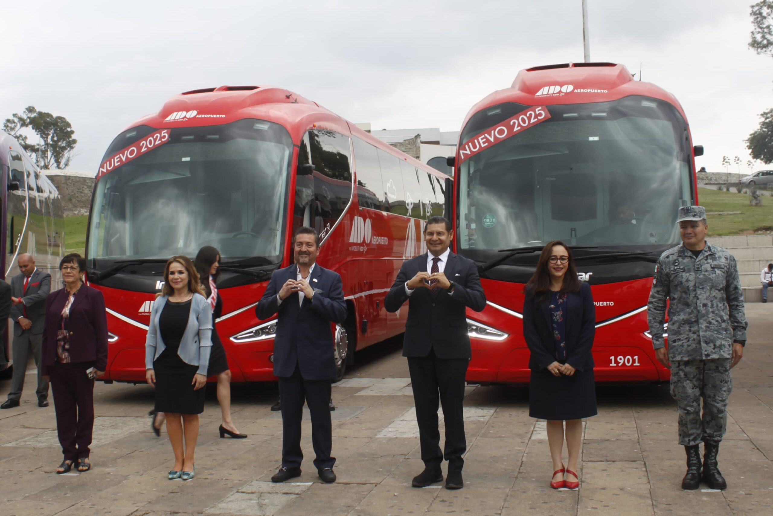 Gobierno y ADO fortalecen movilidad con 220 nuevas unidades
