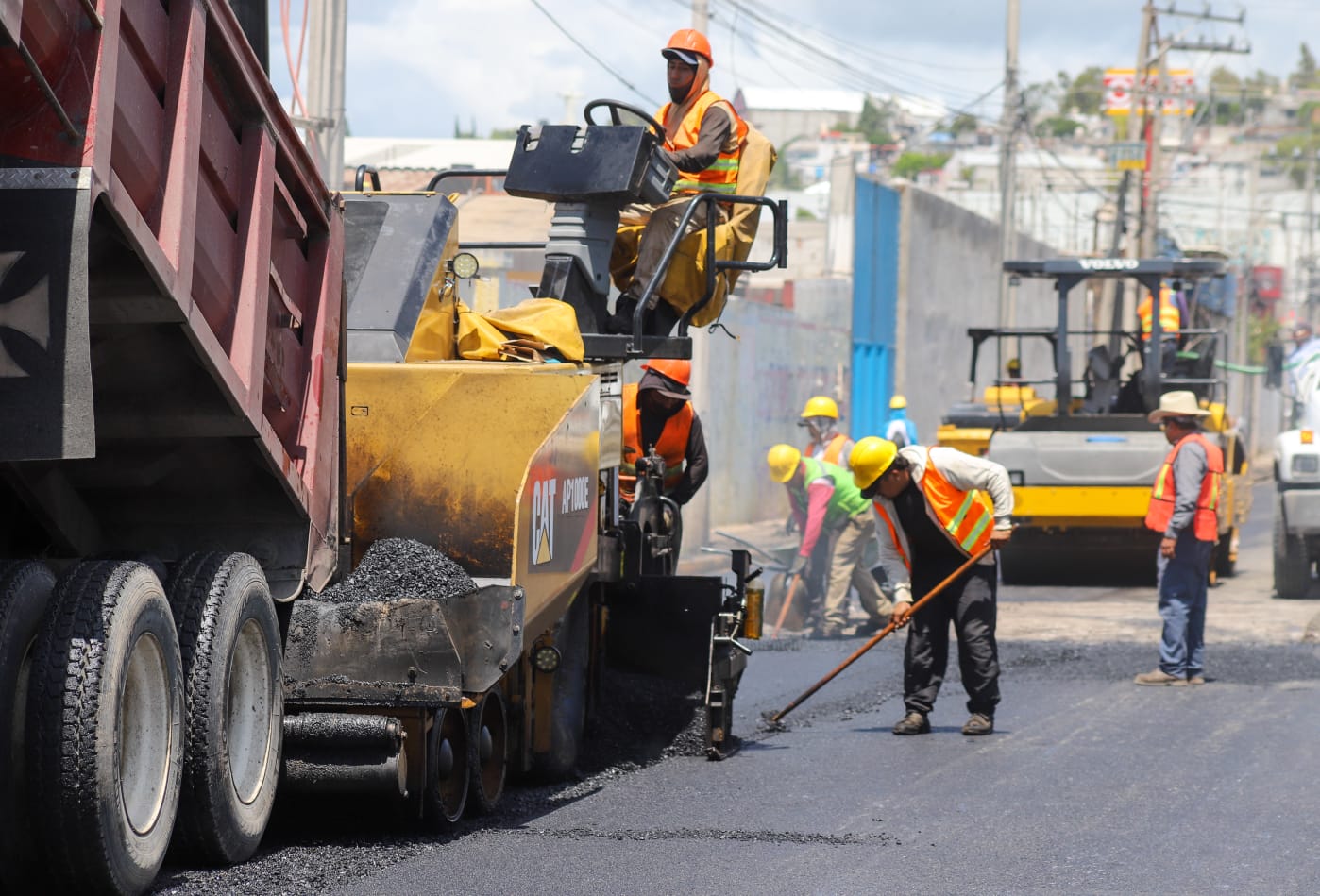 Armenta supervisa avances en la rehabilitación de la carretera San Francisco Totimehuacán–San Baltazar Tetela