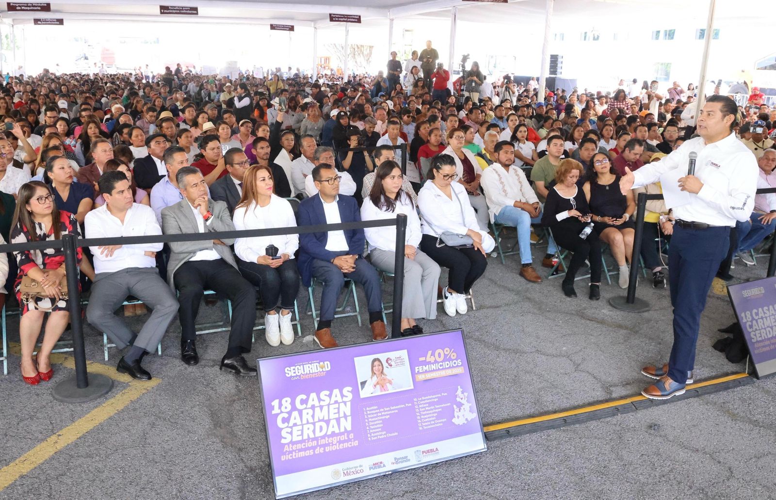Disminuyen feminicidios en Puebla un 40 %; Armenta refuerza atención integral a mujeres Platica