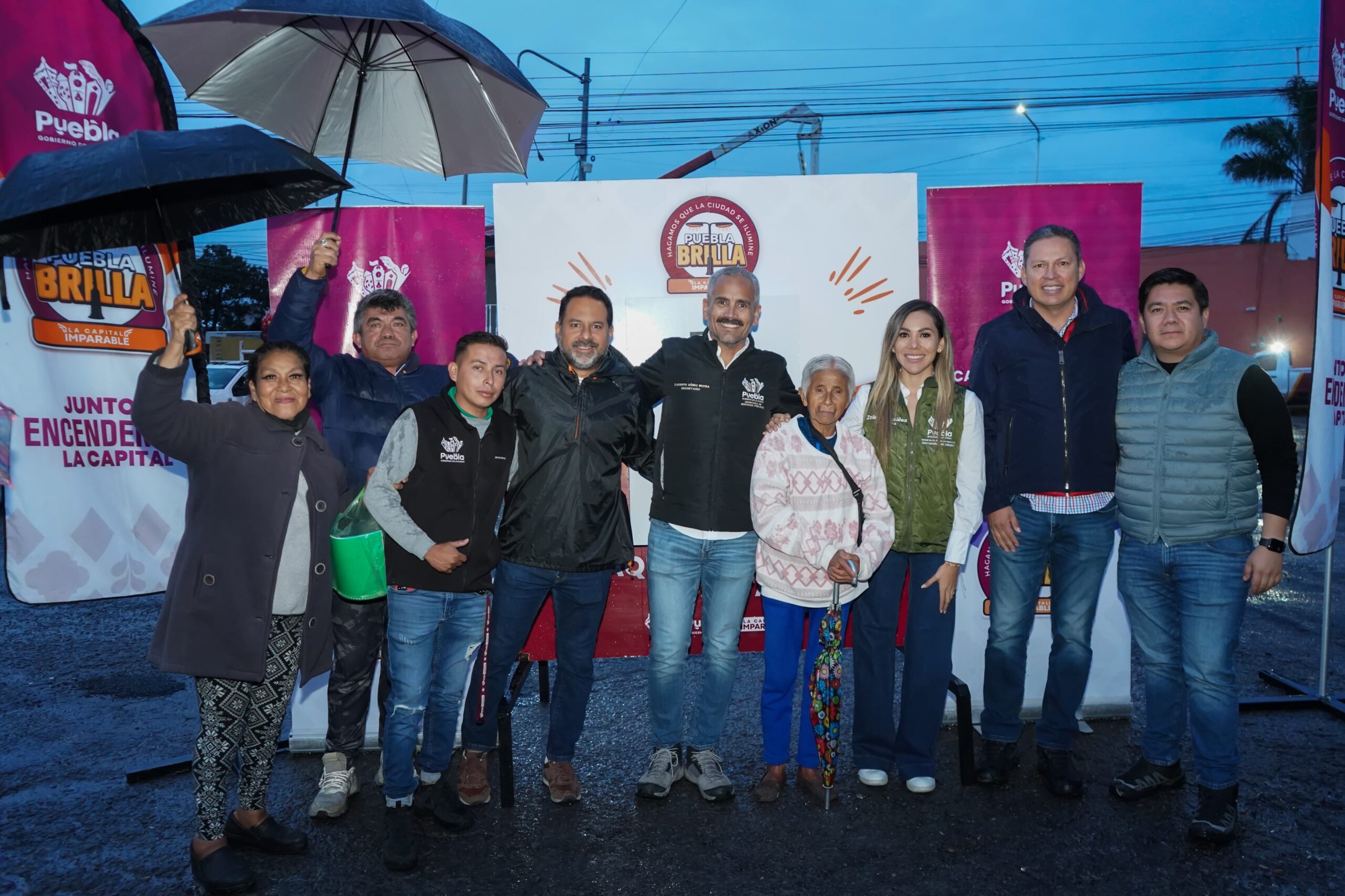 La junta auxiliar Ignacio Zaragoza se ilumina con tecnología 100% LED vecinos