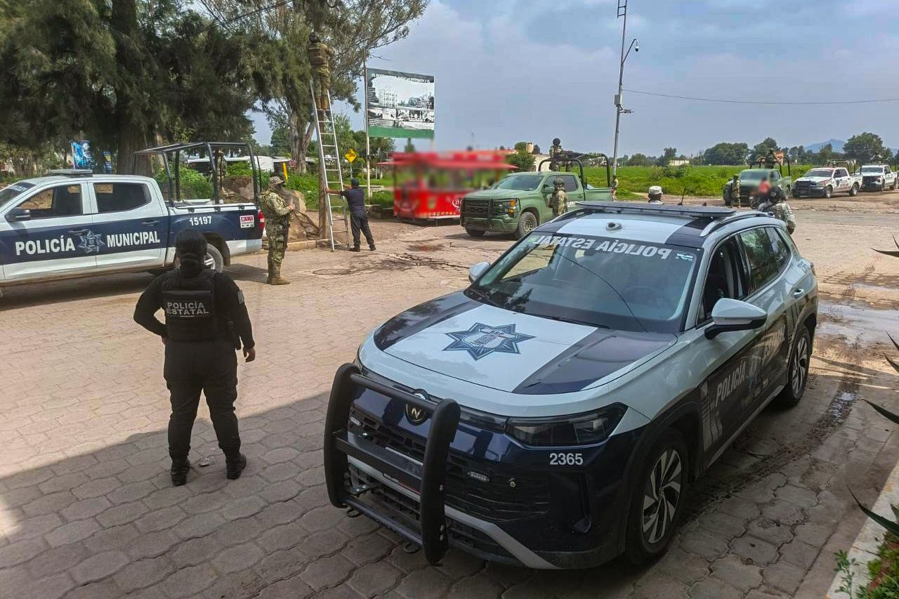 Retiran 21 cámaras de videovigilancia instaladas de manera ilegal en San Martín Texmelucan