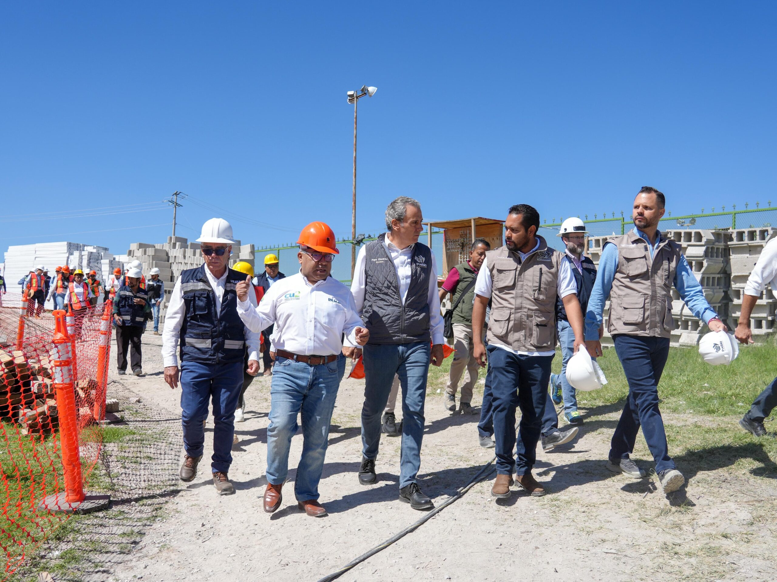 Supervisó Pepe Chedraui la construcción del bachillerato BUAP en Zacachimalpa Equipo