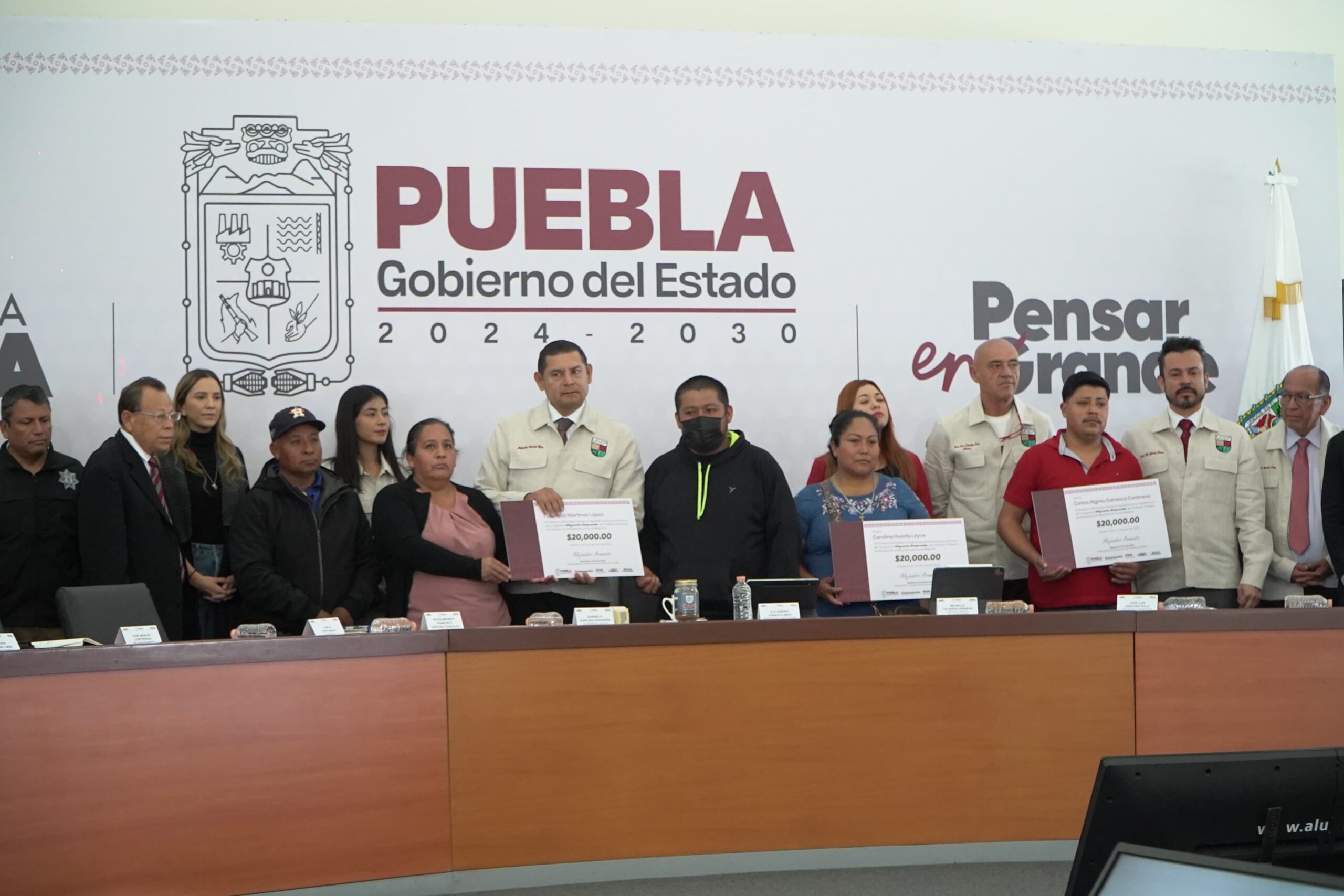 Apoyan a migrantes repatriados con proyectos productivos