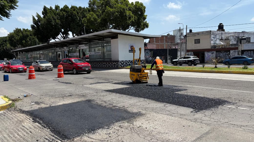 Continúa la campaña Bacheando Puebla para rehabilitar las calles de la ciudad Vialidad