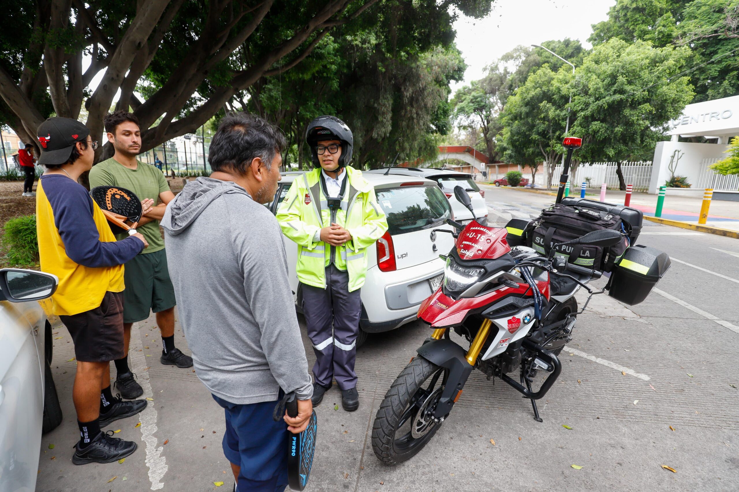 Entregan a SUMA diez motoambulancias para atender emergencias Vialidad