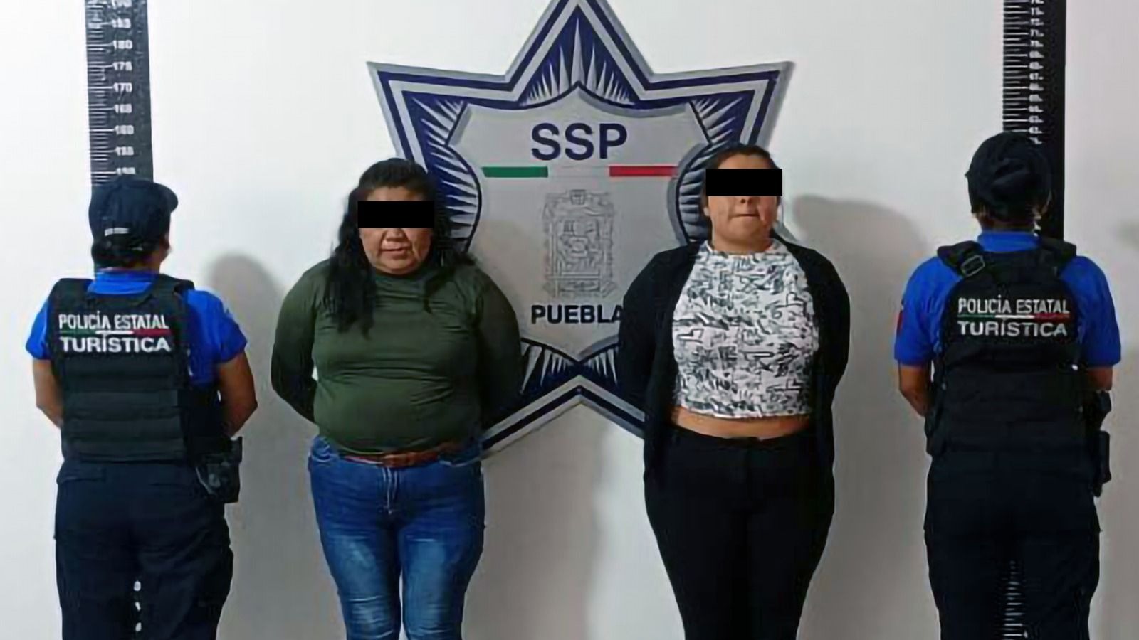 Detienen a dos mujeres por robo de celular en el Centro Histórico de Puebla