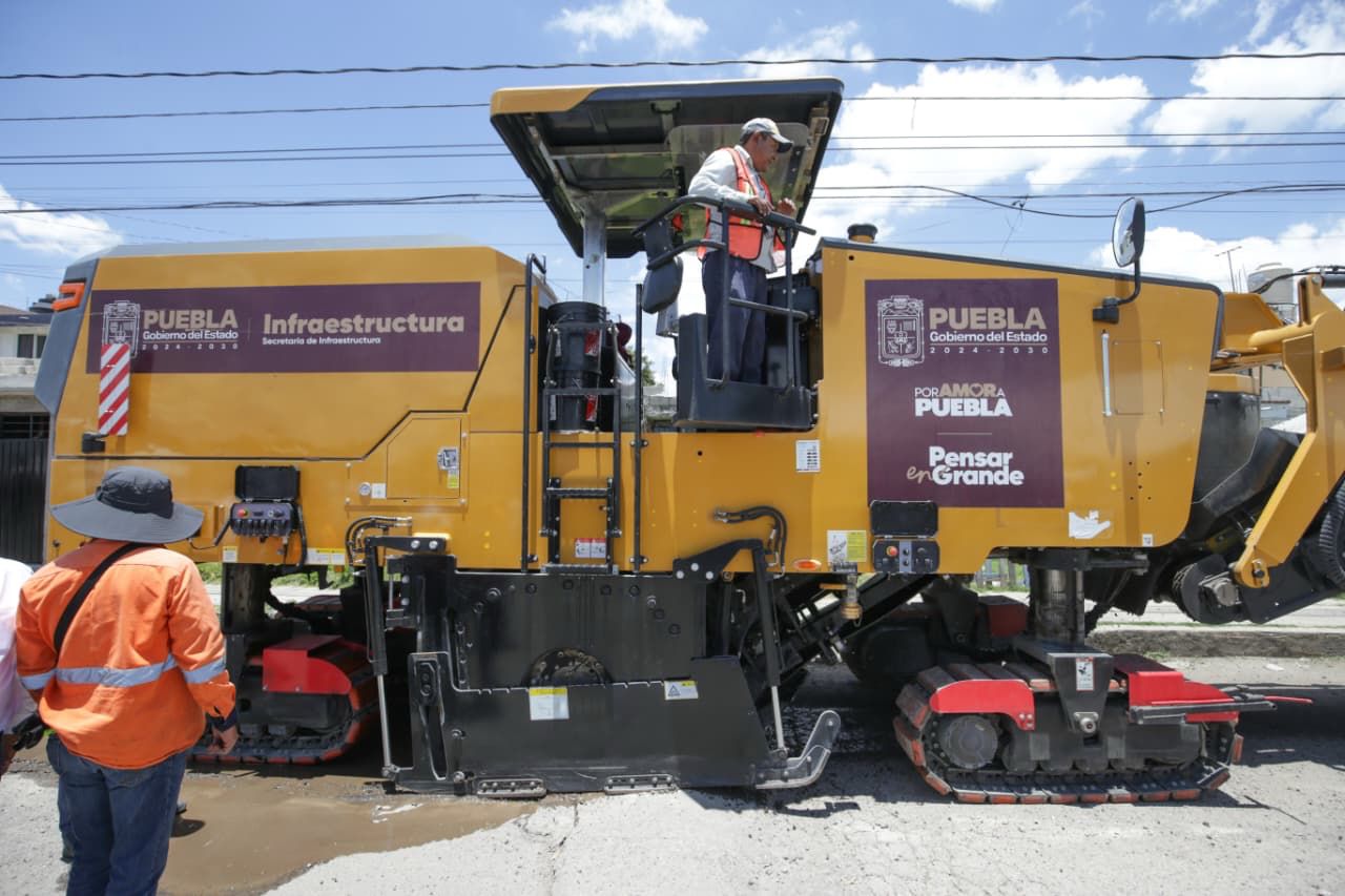 Impulsa Gobierno de Puebla infraestructura y desarrollo en 217 municipios máquinas