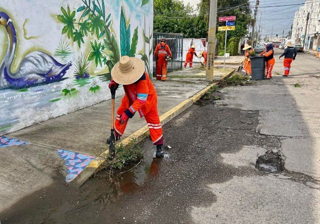 Organismo de limpia realizó labores de sanidad en Loma Bella equipo