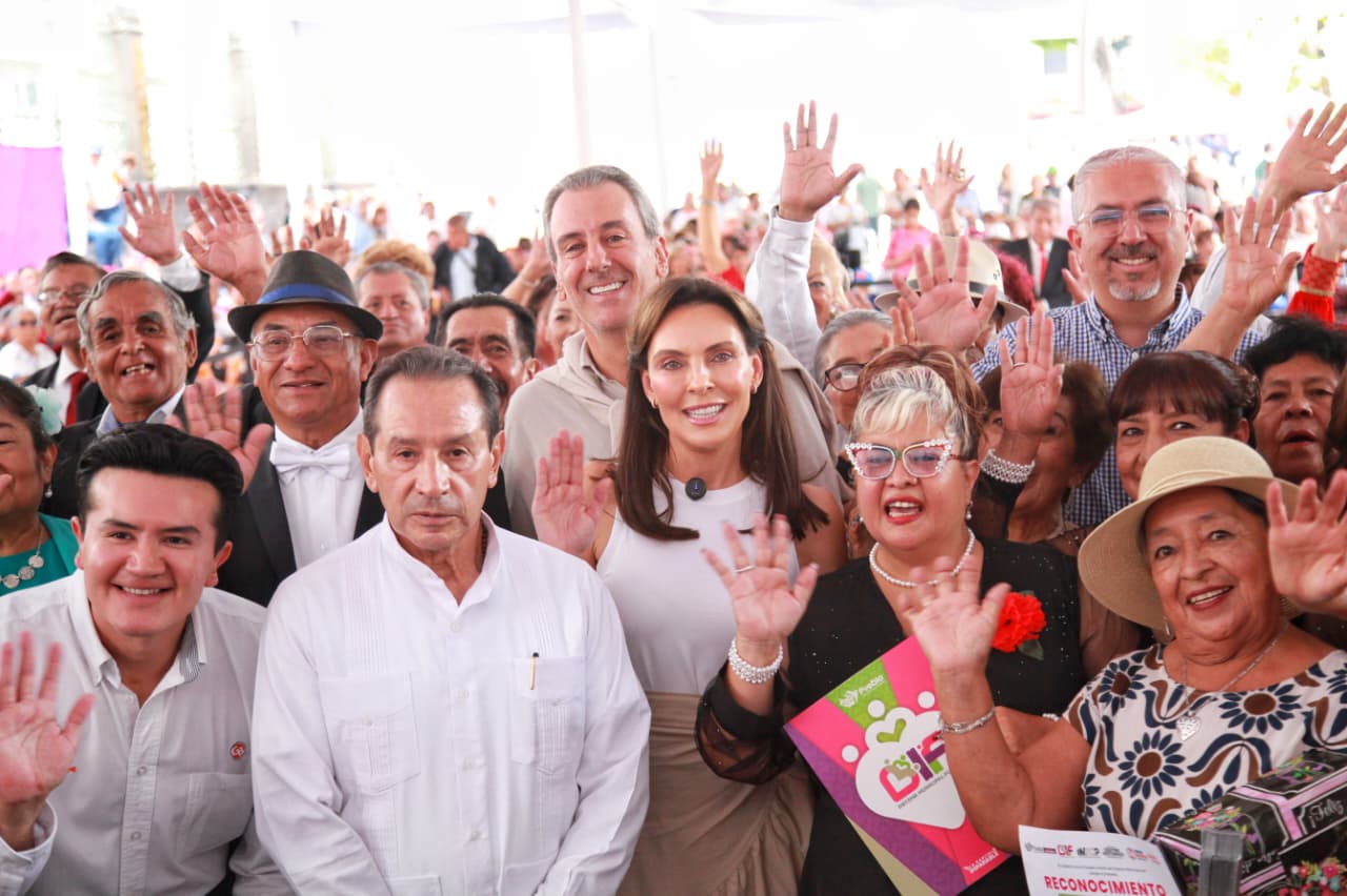 Vive Danzón 2025 celebra a las personas adultas mayores en Puebla