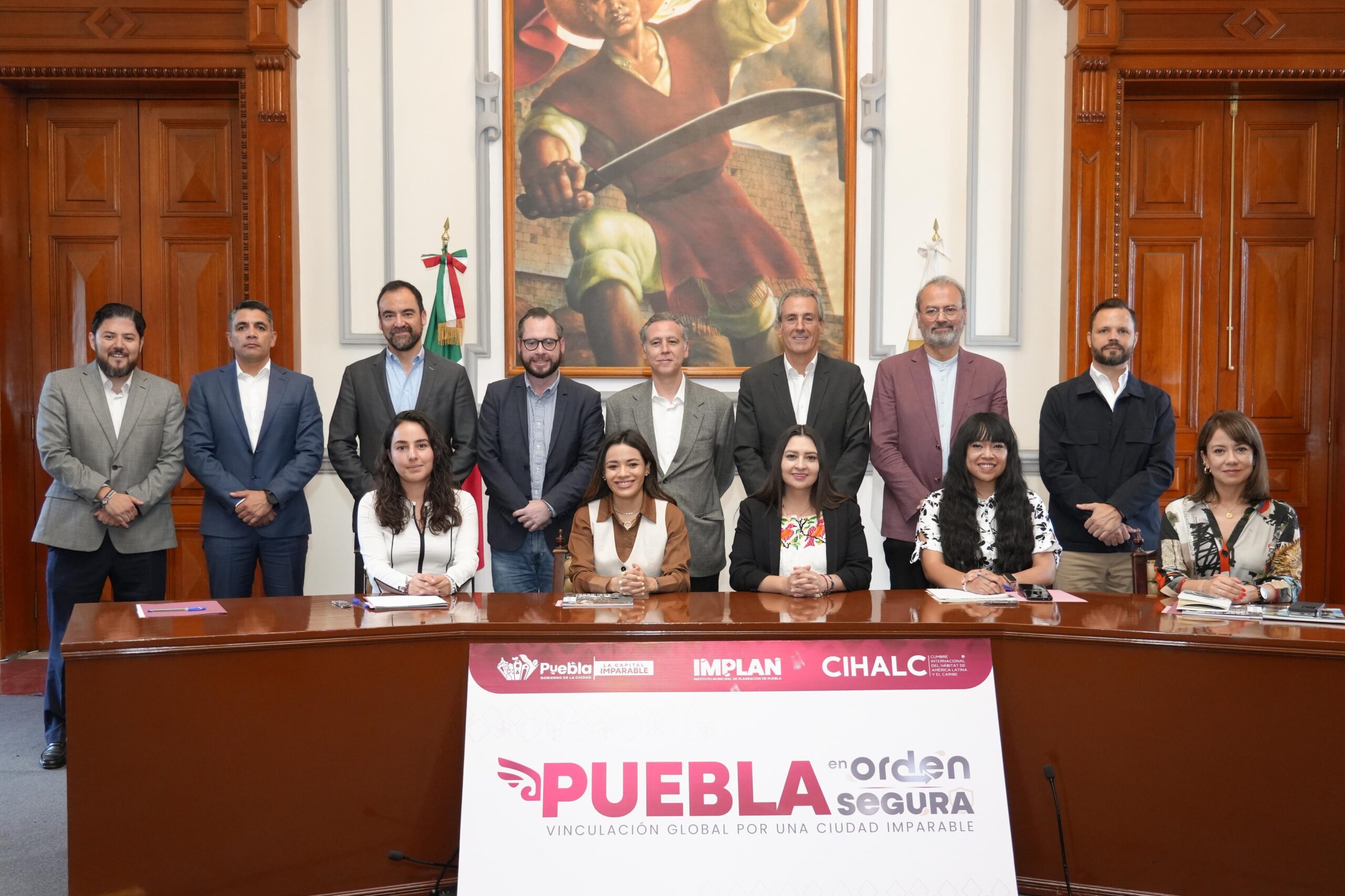 Ayuntamiento de Puebla impulsa seguridad urbana y desarrollo sostenible en mesa de trabajo con CIHALC