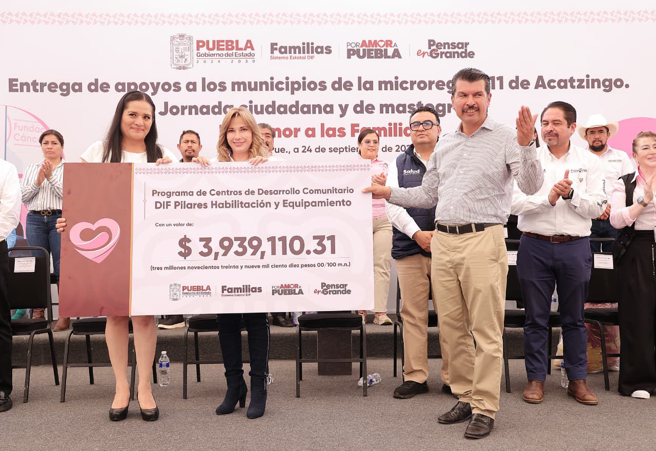 Ceci Arellano entregó apoyos por más de 9.6 millones de pesos en Acatzingo dinero