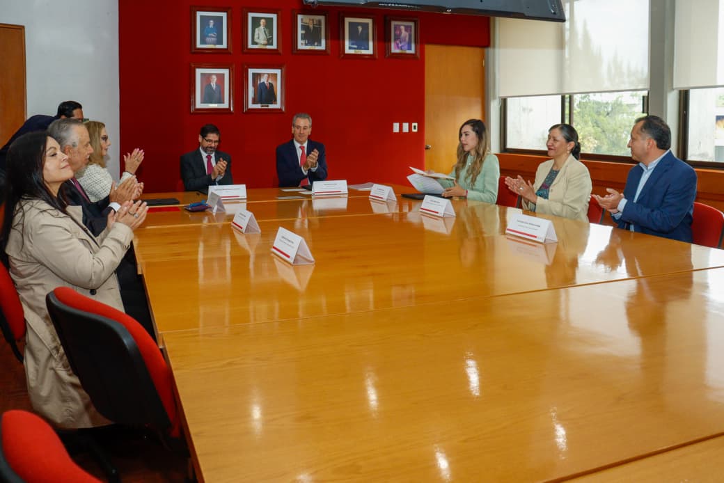 Gobierno de la Ciudad y la IBERO firman convenio para apoyar mujeres en educación financiera diálogo