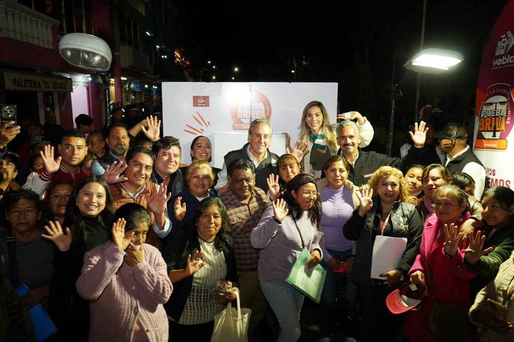 Llevó Pepe Chedraui “Puebla Brilla” a San Sebastián de Aparicio luz