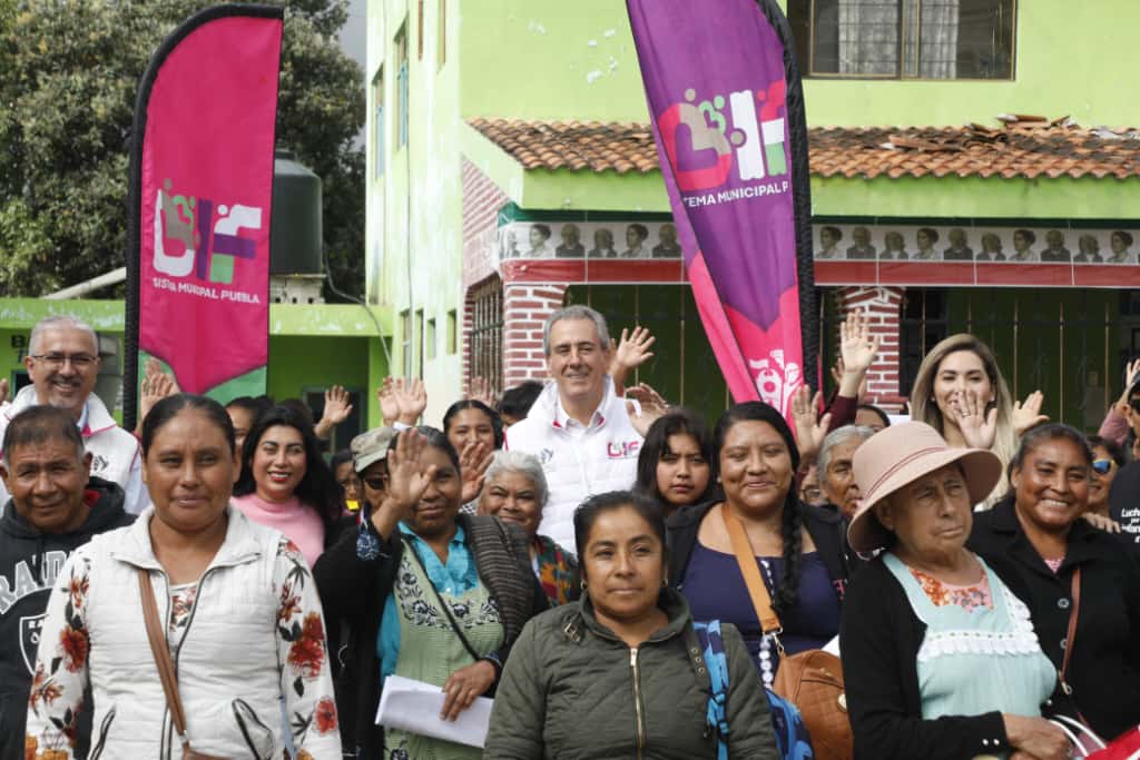 Pepe Chedraui reafirma su compromiso con las familias vulnerables de Azumiatla despensa