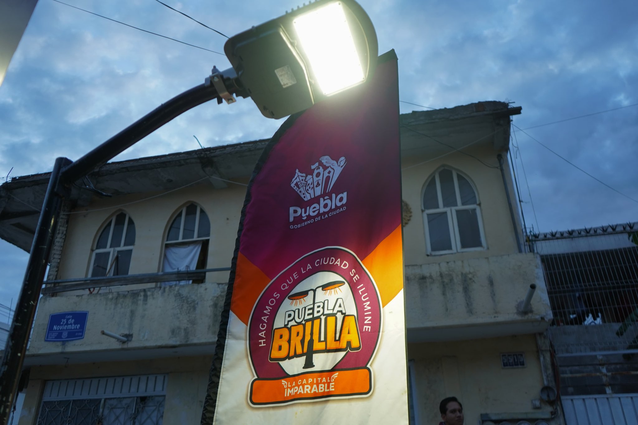 Puebla Brilla llegó a San Baltazar Campeche Luz