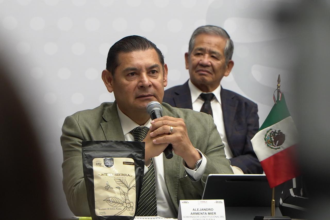 Armenta condena violencia y pide diálogo en Puebla