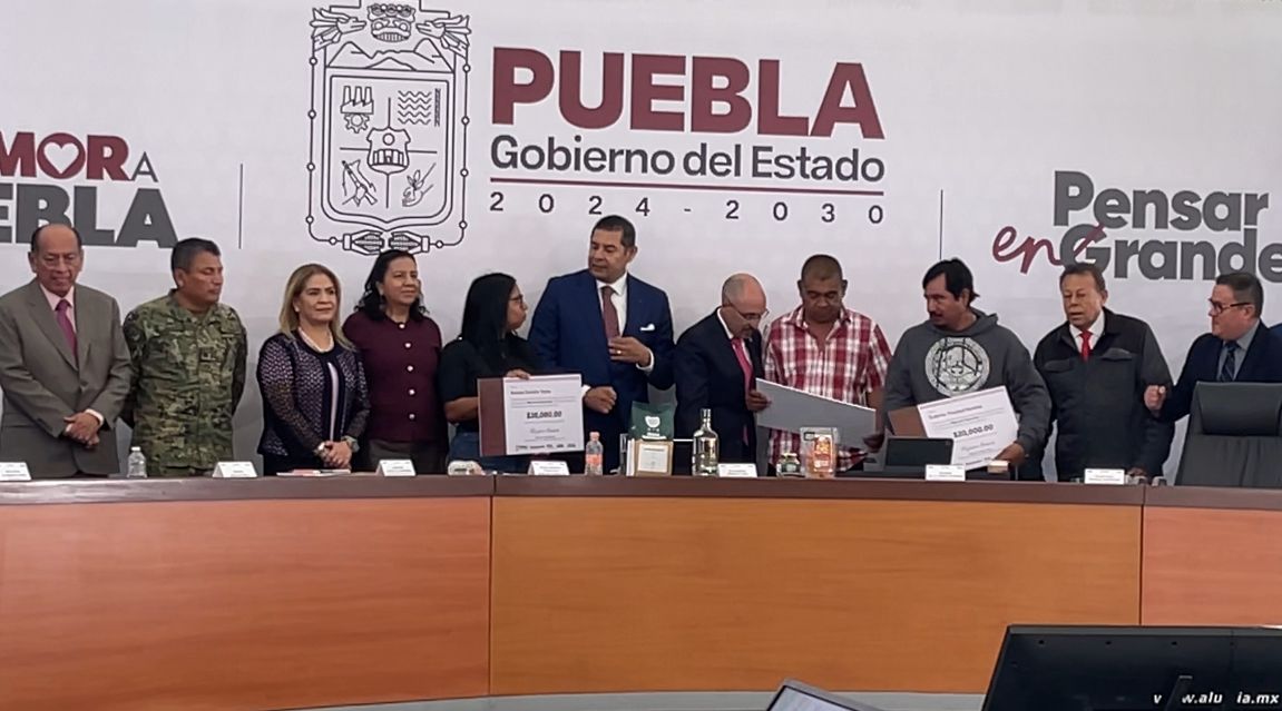 Armenta refrenda apoyo a microempresarios poblanos