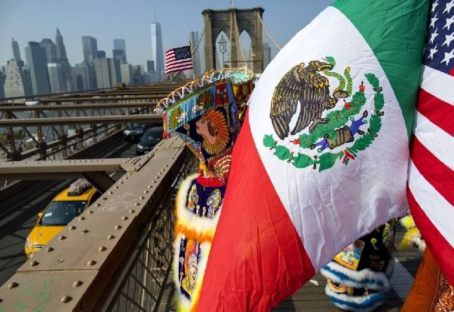 Armenta estrecha lazos con migrantes poblanos en Nueva York