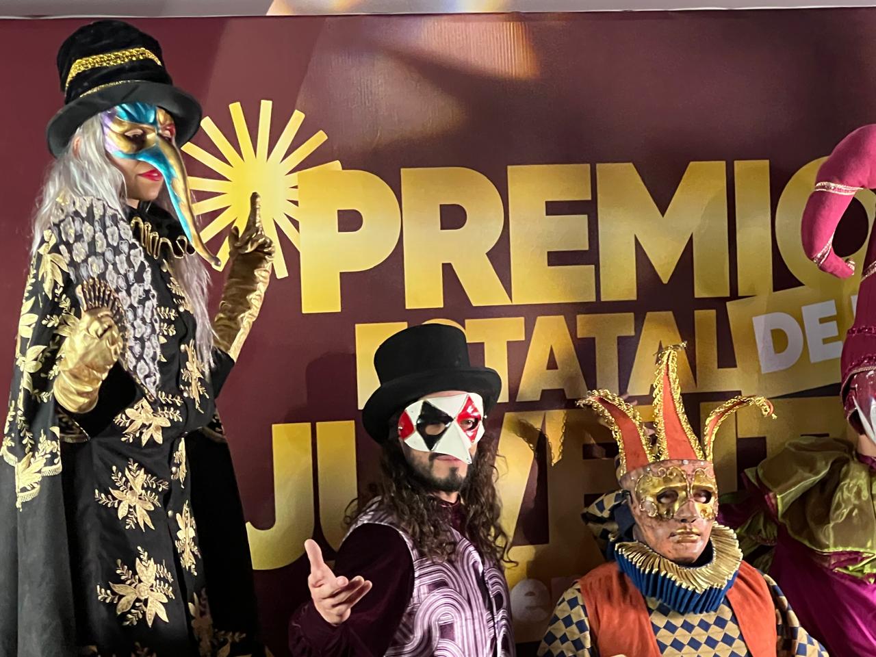 Entregan Premios Estatales de la Juventud 2025