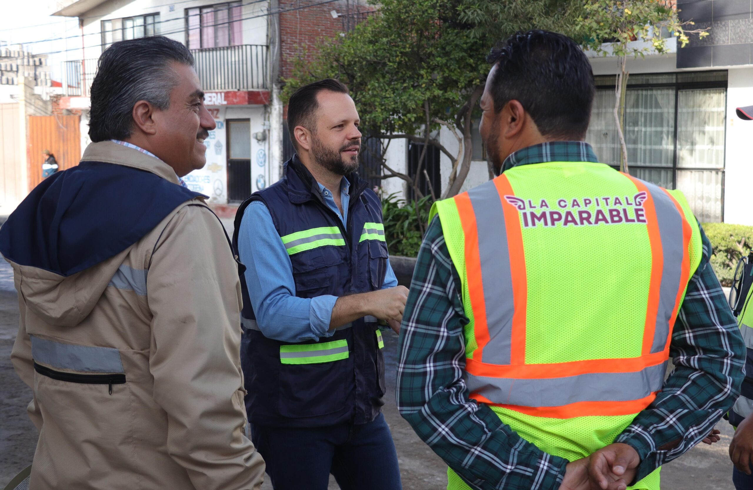 Ayuntamiento de Puebla rehabilita vialidades en la colonia Aquiles Serdán